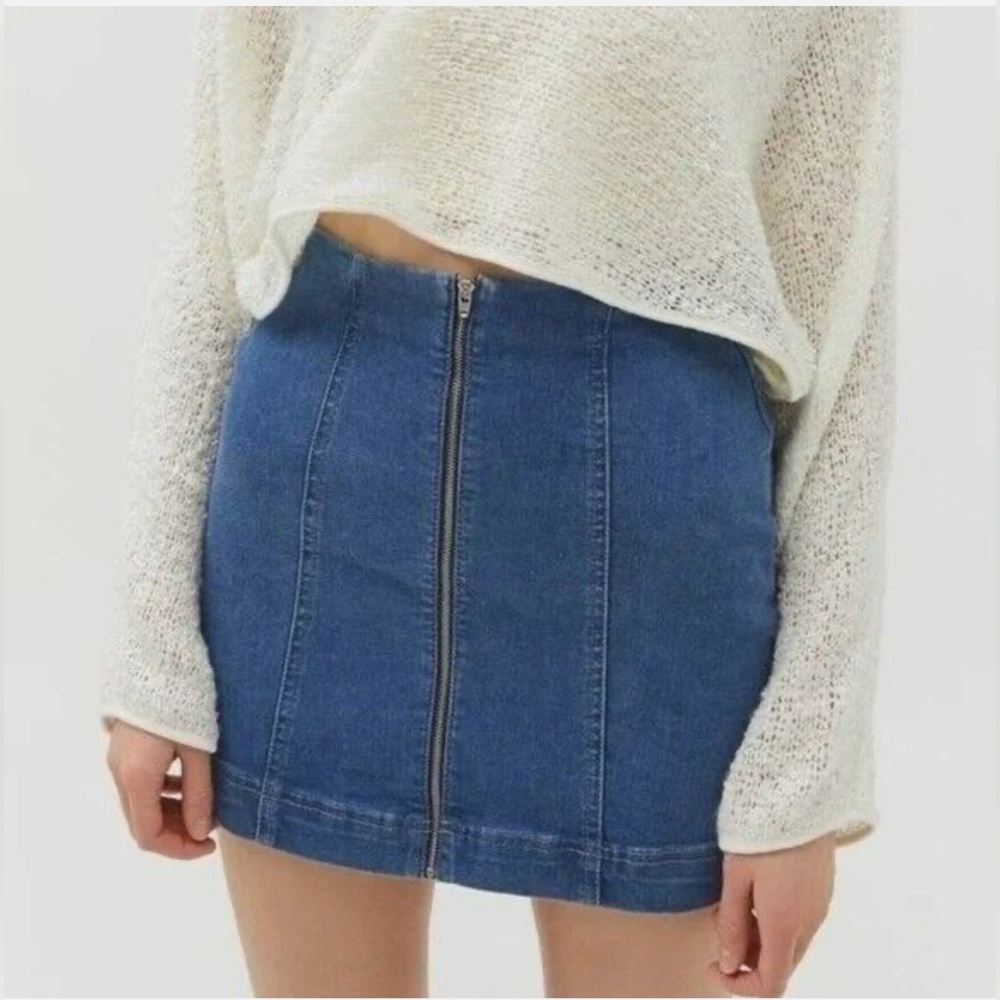 BDG Urban Outfitters Denim Skirt Size Medium